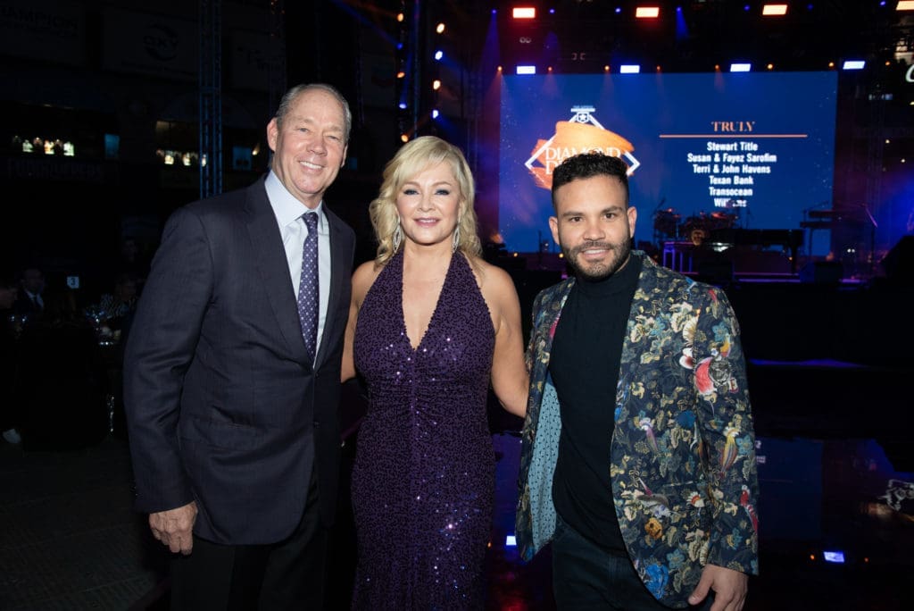 Astros Raise Record $2.6 Million at Diamond Dreams Gala With Help of Lionel Richie and a Birthday Boy