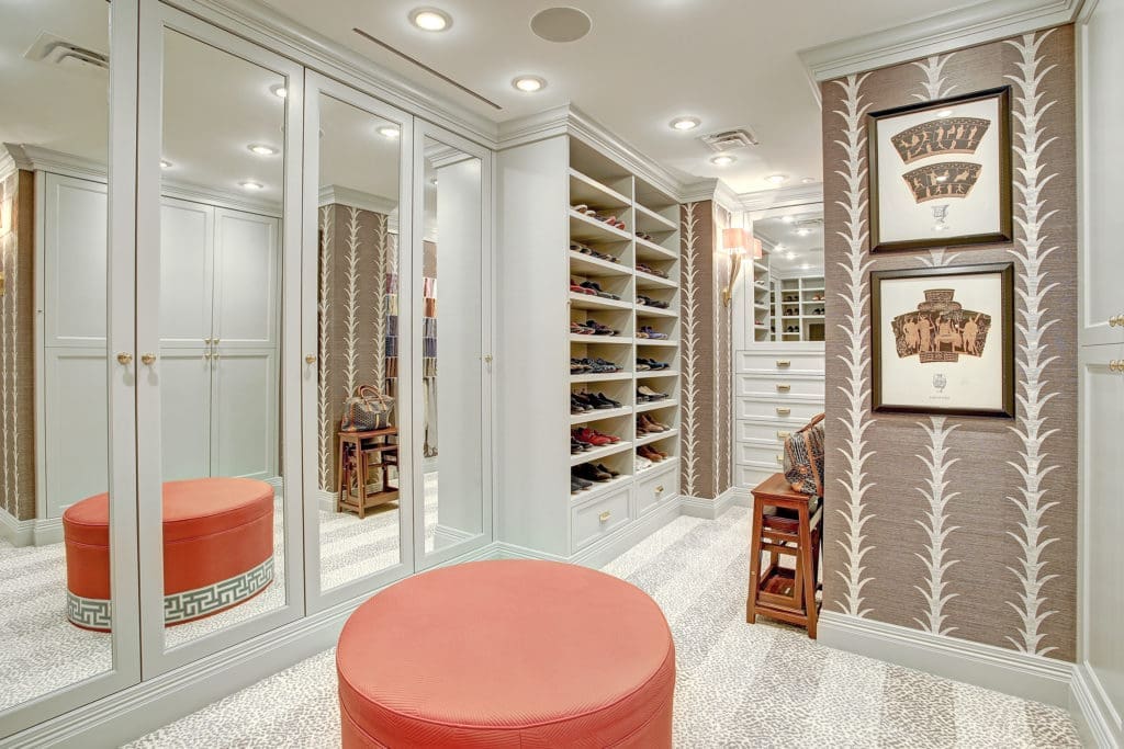 One of the most important elements of the perfectly divine closet is the full length mirror.