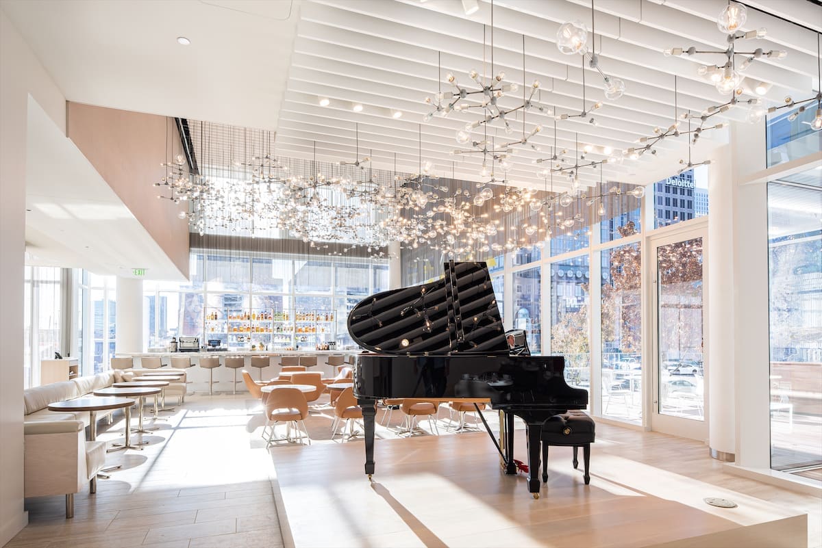 44 4×6 ELLIE’S_HALL Arts Hotel_2