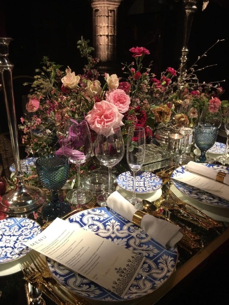 The table settings speak to a regal night at Colegio de San Ignacio de Loyola Vizcaínas.   (Photo by Graciela Ubando)