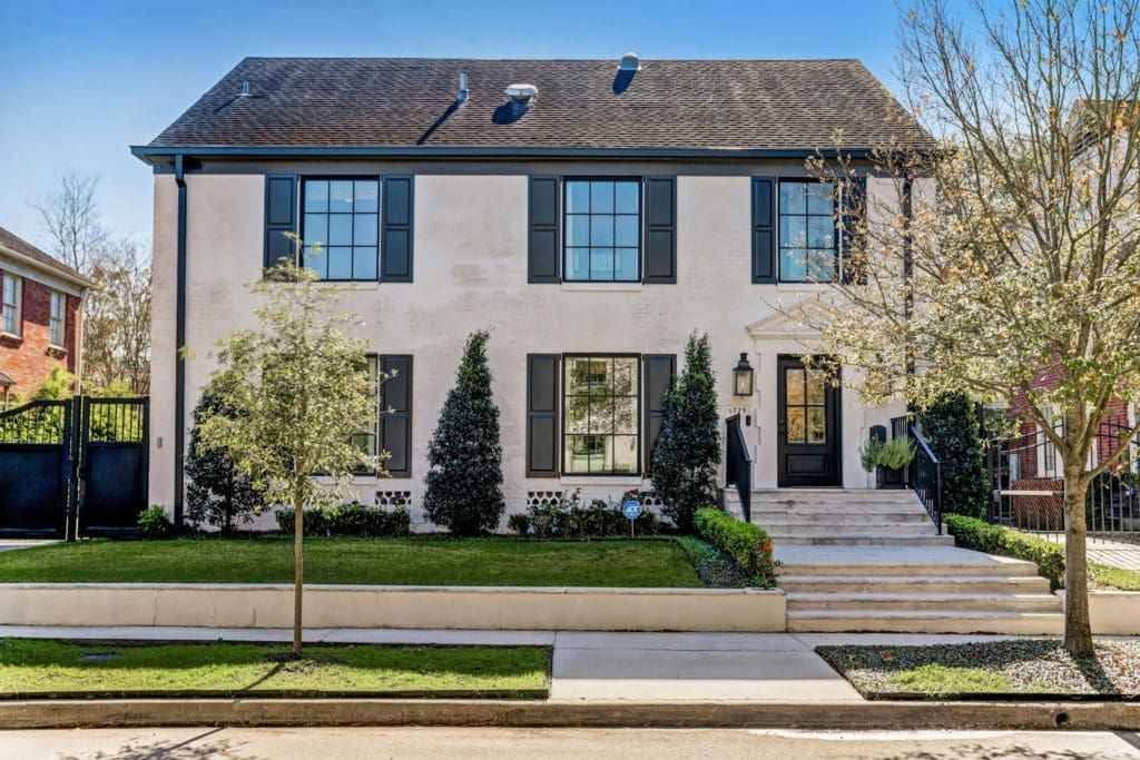 Boulevard Oaks Home With Magazine Worthy Interiors Hits Houston Real Estate Market — From Duplex to Dreamy