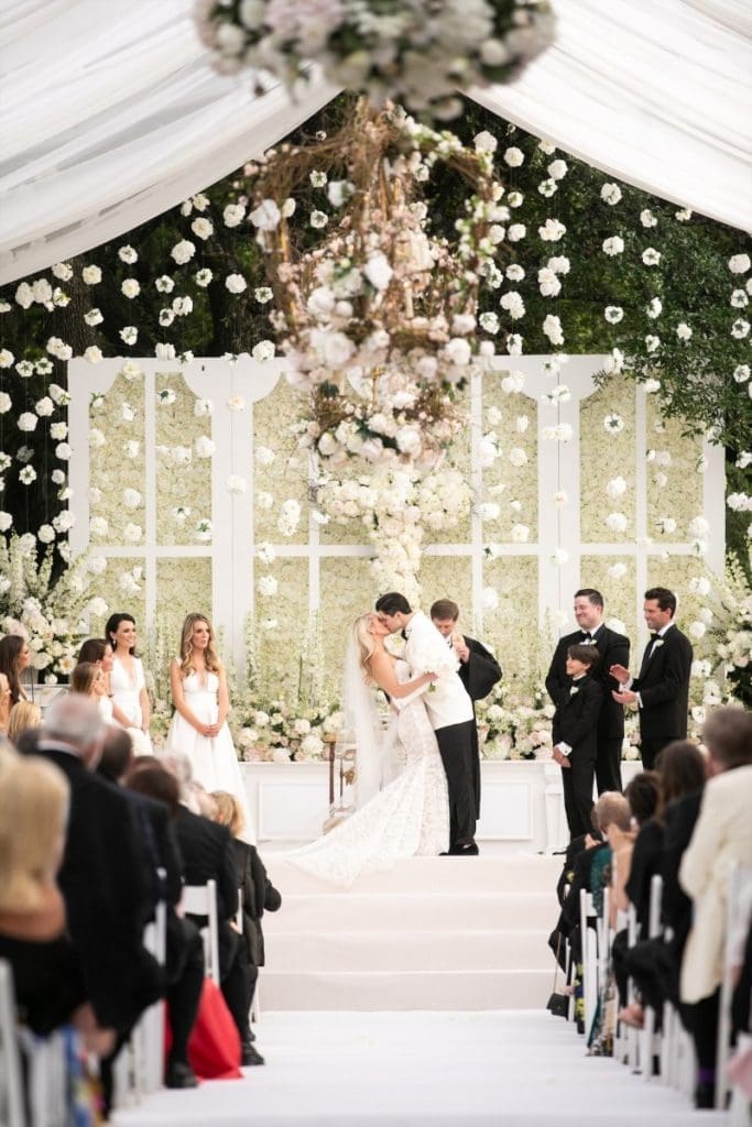 Relive Luke Davis and Digital Influencer Krystal Schlegel’s Glamorous Dallas Wedding