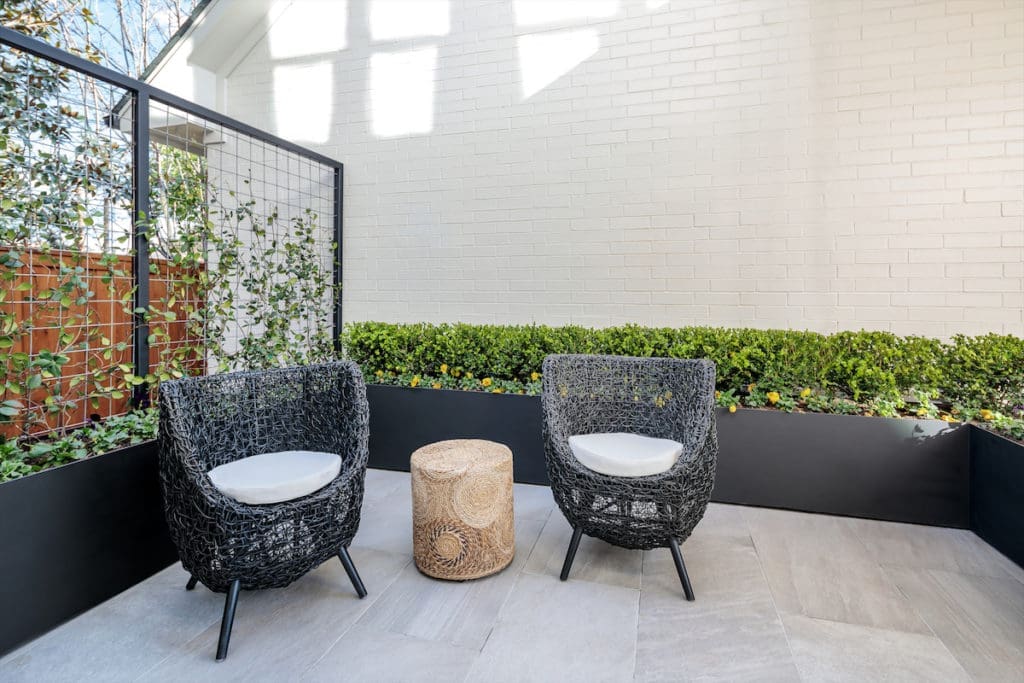 A well manicured outdoor space. 