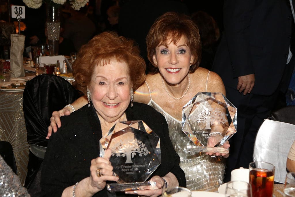 Honorees Evelyn Reichenthal, Judy Yambra (Photo by Joe Vela)