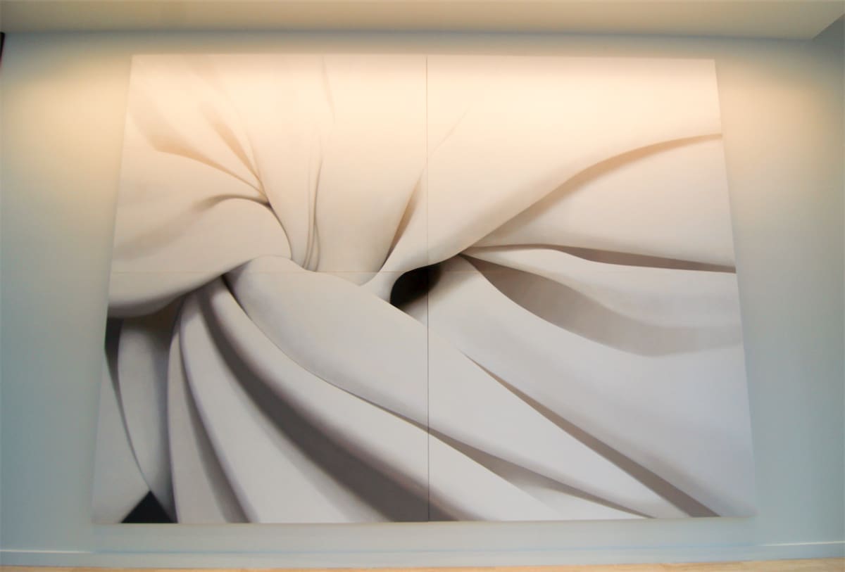 Alison Watt_Volvere_HALL Arts Hotel_2 (Photo by Robert Tsai )
