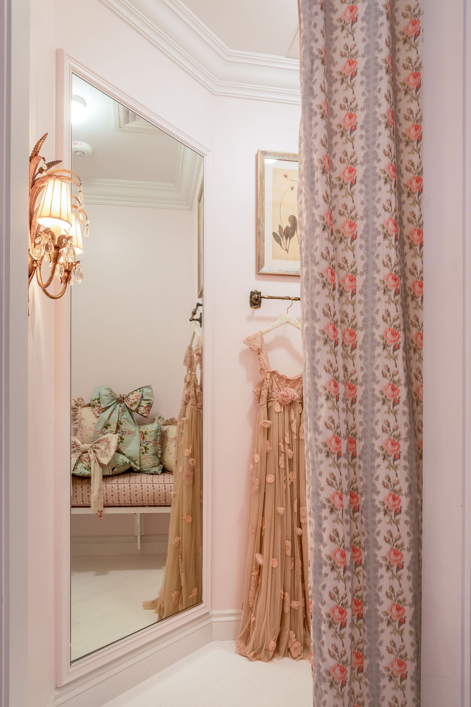 LoveShackFancy - pop up