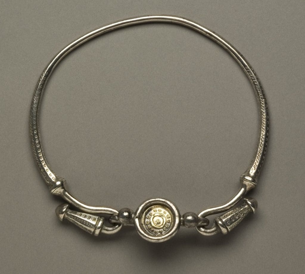 Celtiberian, Silver and Gold Torque, c. 172–150 BC, silver and gold, the Hispanic Society of America.