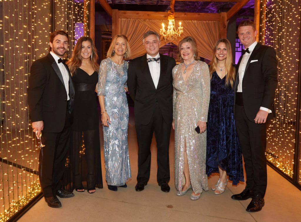 Richard & Meri McBride, Cynthia & Bob MacDonald, chairwoman Lou Martin, Natalie & Ryan Campbell (Photo by Steve Wrubel)