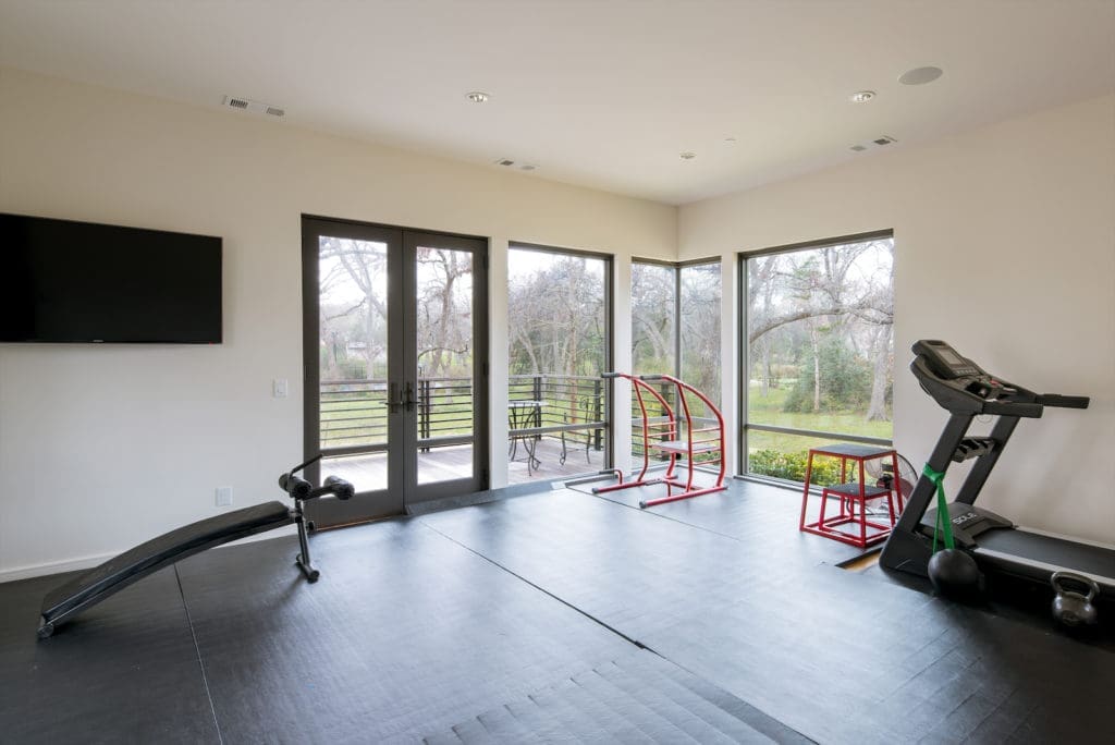 A home gym with a view. 