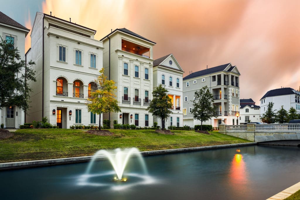 Somerset Green brings the canal life to Houston.