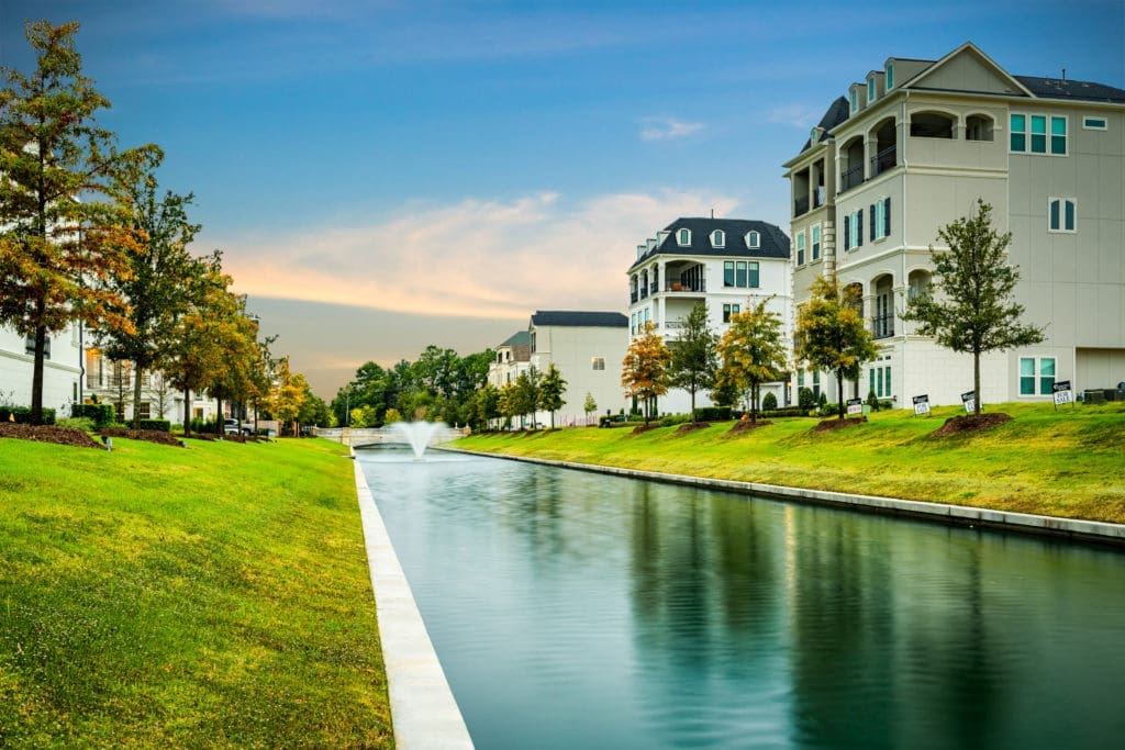 Somerset Green can feel like a world removed from the rest of Houston. (Photo by Bryan Malloch)