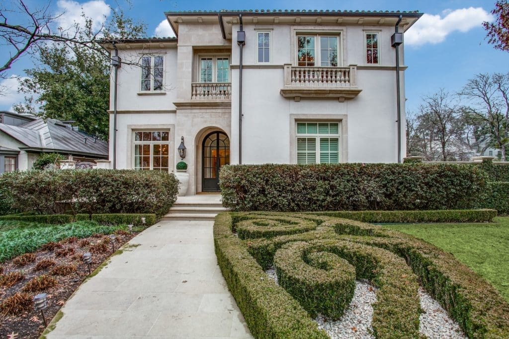 Perusing the real estate slideshow of any Highland Park home is always a lovely way to spend your time, but perusing Westcott’s doubles as some sort of Housewives-themed game of “I Spy.” (Photo by Compass Real Estate)