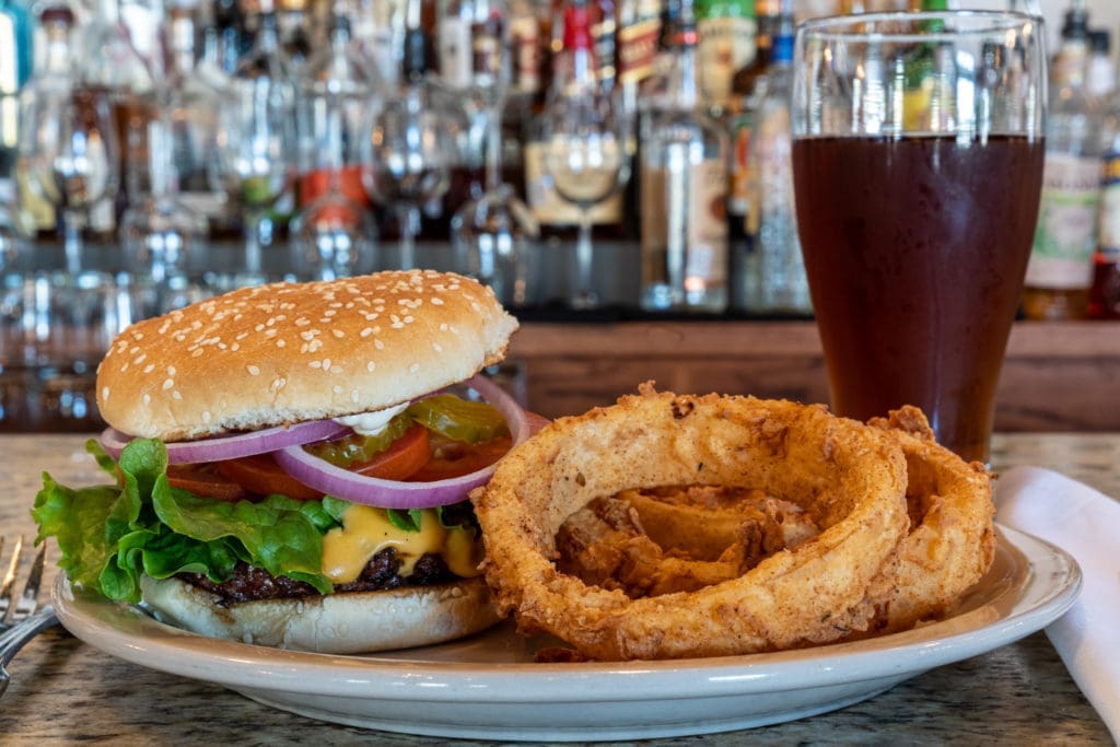 Eugene's Classic Burger (Photo by Bill Maxy) 
