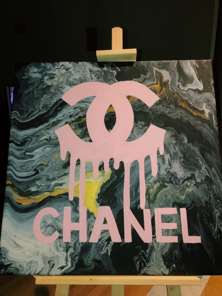 Alexis Ho's "Pink Motorola" 