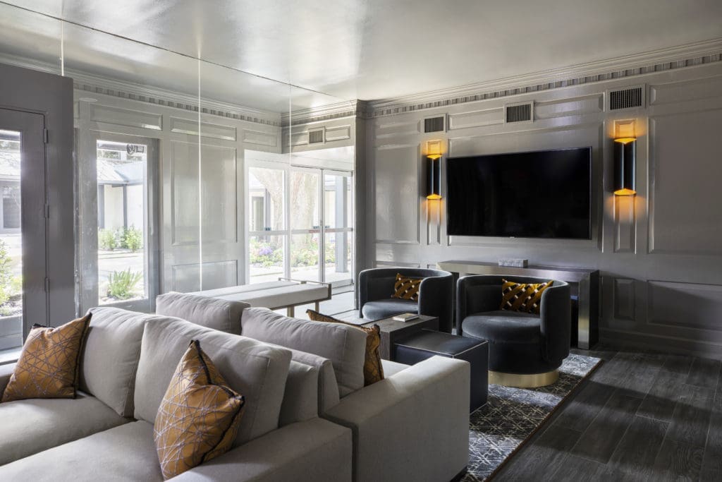 Syndenham Clinic's well-appointed interiors designed by Lucinda Loya convey serenity. (Photo by Julie Soefer) 
