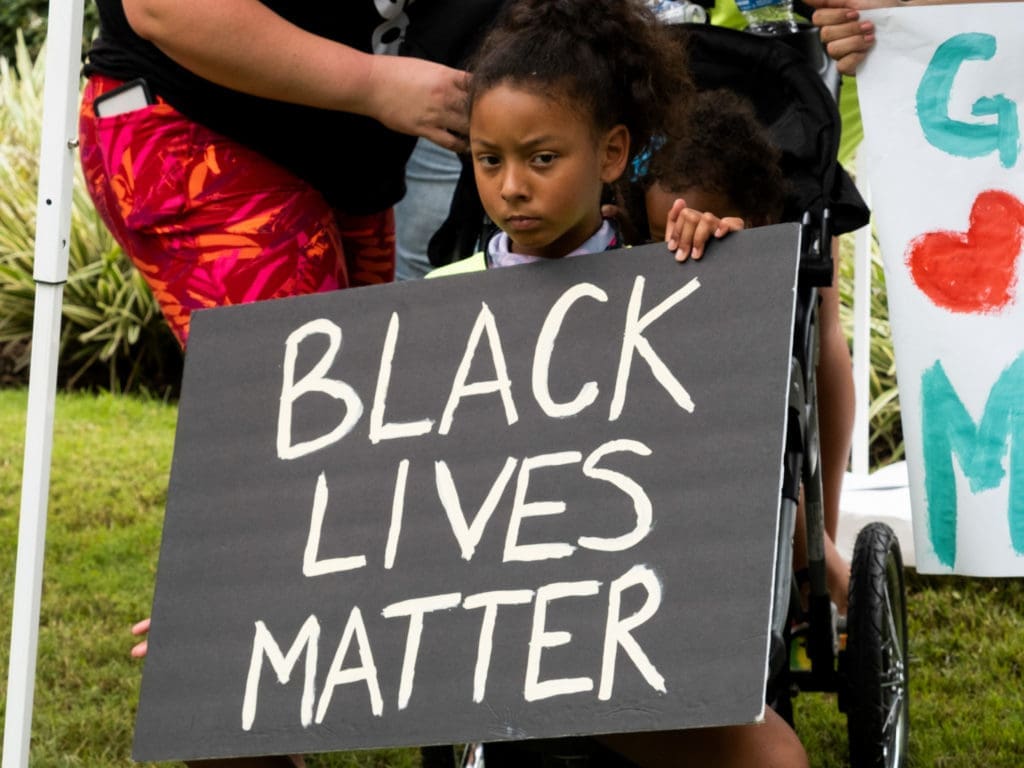 Powerful Scenes From George Floyd’s Massive Public Viewing — Everyday Houstonians Deliver a Message That All the Big-Time Politicians and Media Horde Cannot Match