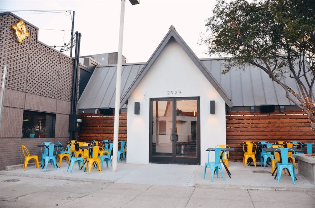 Uno Mas offers outdoor patio seating along Henderson Avenue. 