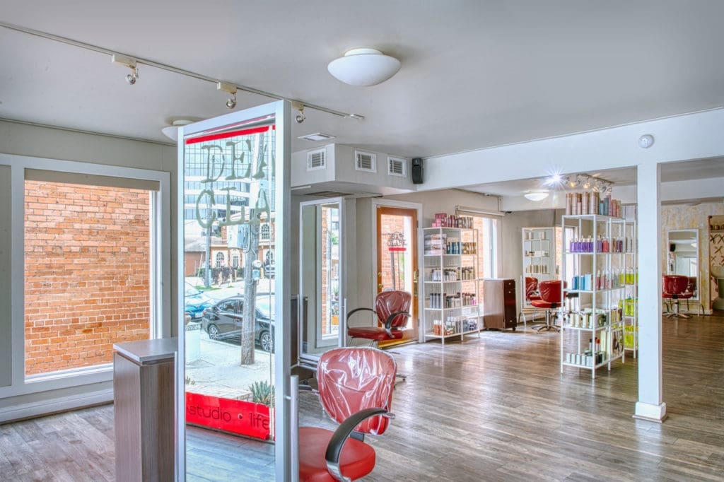 Uptown Dallas Salon Aims For Pandemic-Proof Hair