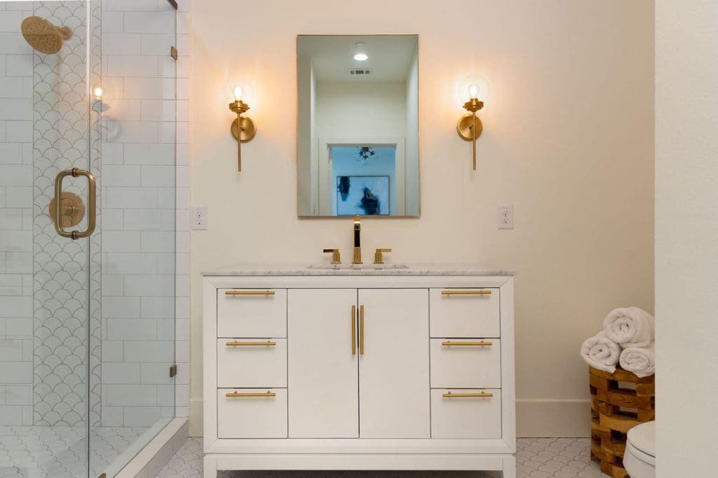 Each bedroom has its own ensuite.