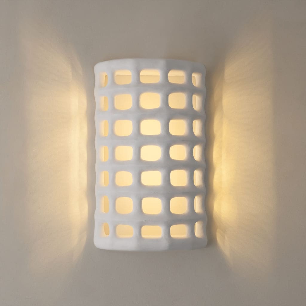 Webbed plaster sconce 
