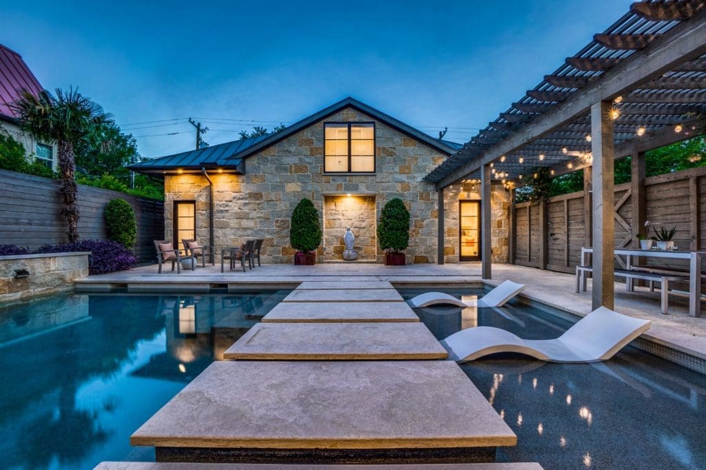 3637 Shenandoah Street