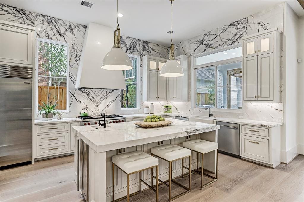 2615 Barbara Lane, listed for $3,765,000 with Carol Rowley with Compass