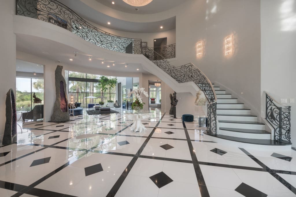 The wide open spaces of the mansion and the pool terrace are large enough to entertain as many as 500.