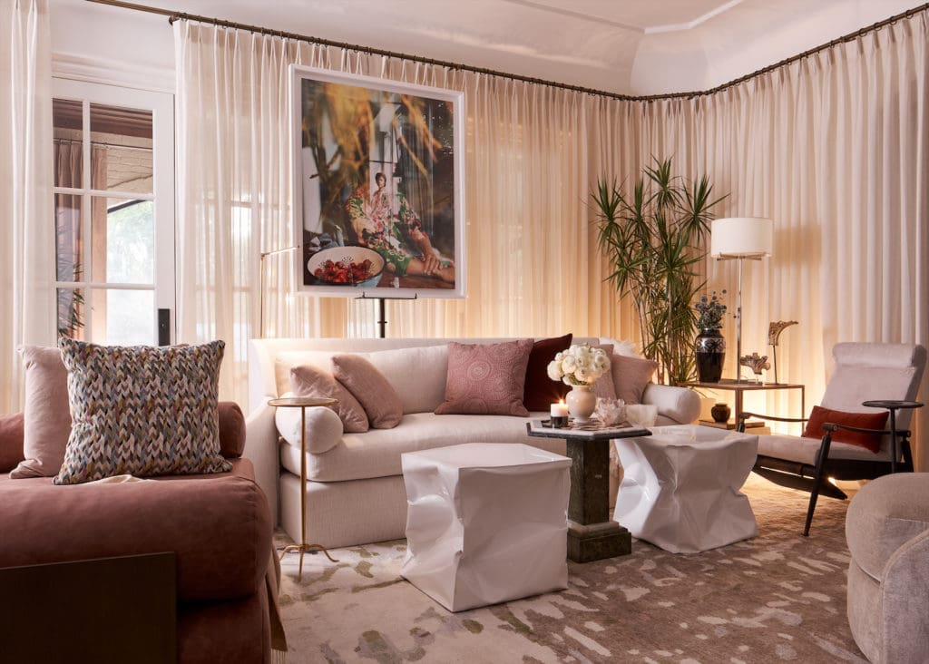 Breakfast keeping room designed by Marcus Mohon Interiors. (Photo by Stephen Karlisch)