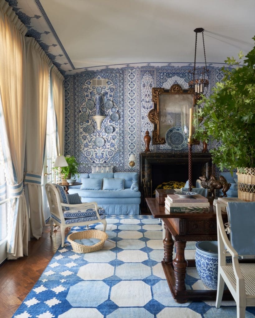 Living room designed by Mark D. Sikes Interiors. (Photo by Stephen Karlisch)