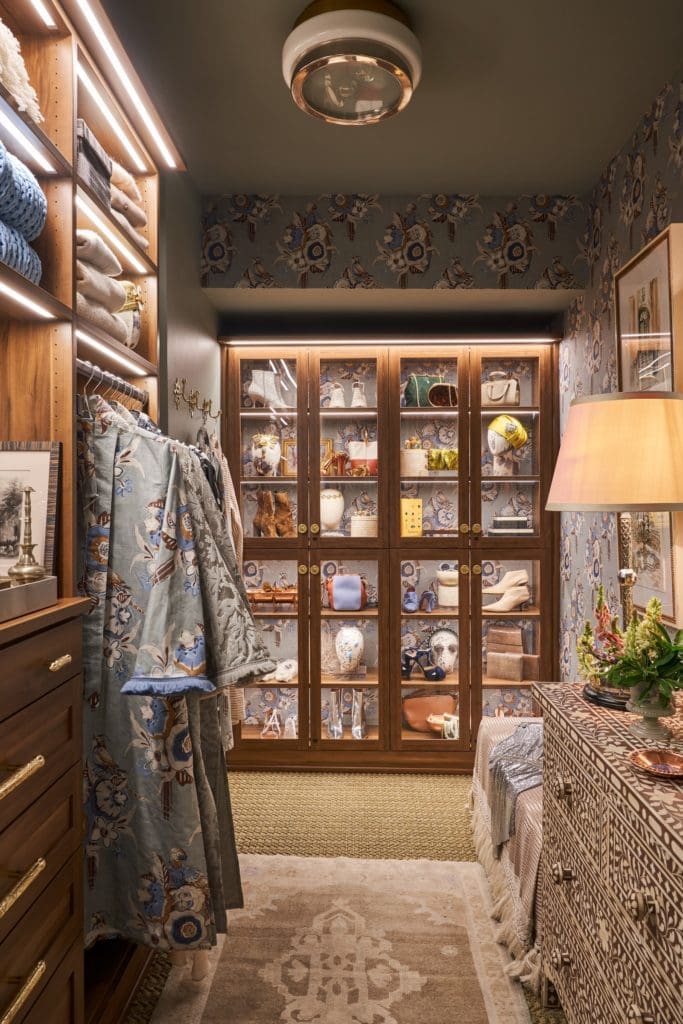 Writer's lair designed by Michelle Nussbaumer. Laren closet by The Container Store. (Photo by Stephen Karlisch)