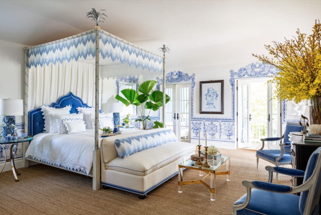 Kips Bay Decorator House Dallas: In Alessandra Branca’s Kips Bay Palm Beach room, the lumbar pillow and bed valance are Casa Branca Fammia in Portuguese blue. (Photo by Nick Sargent)