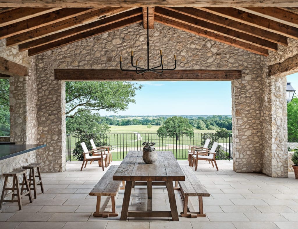 Winning Entry, Residential Architectural Design Over 3,500 Square Feet (TIE): Cusimano Architect (photo by Zac Seewald)