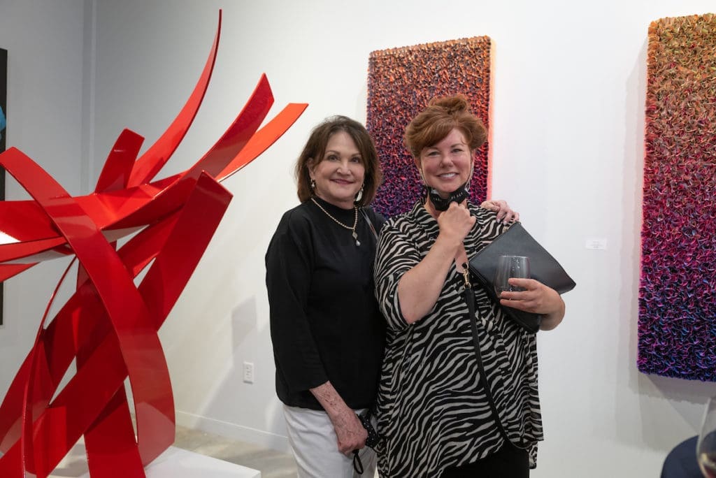 Cookie Ashton, Lisa Waltman (Photo by Daniel Ortiz)
