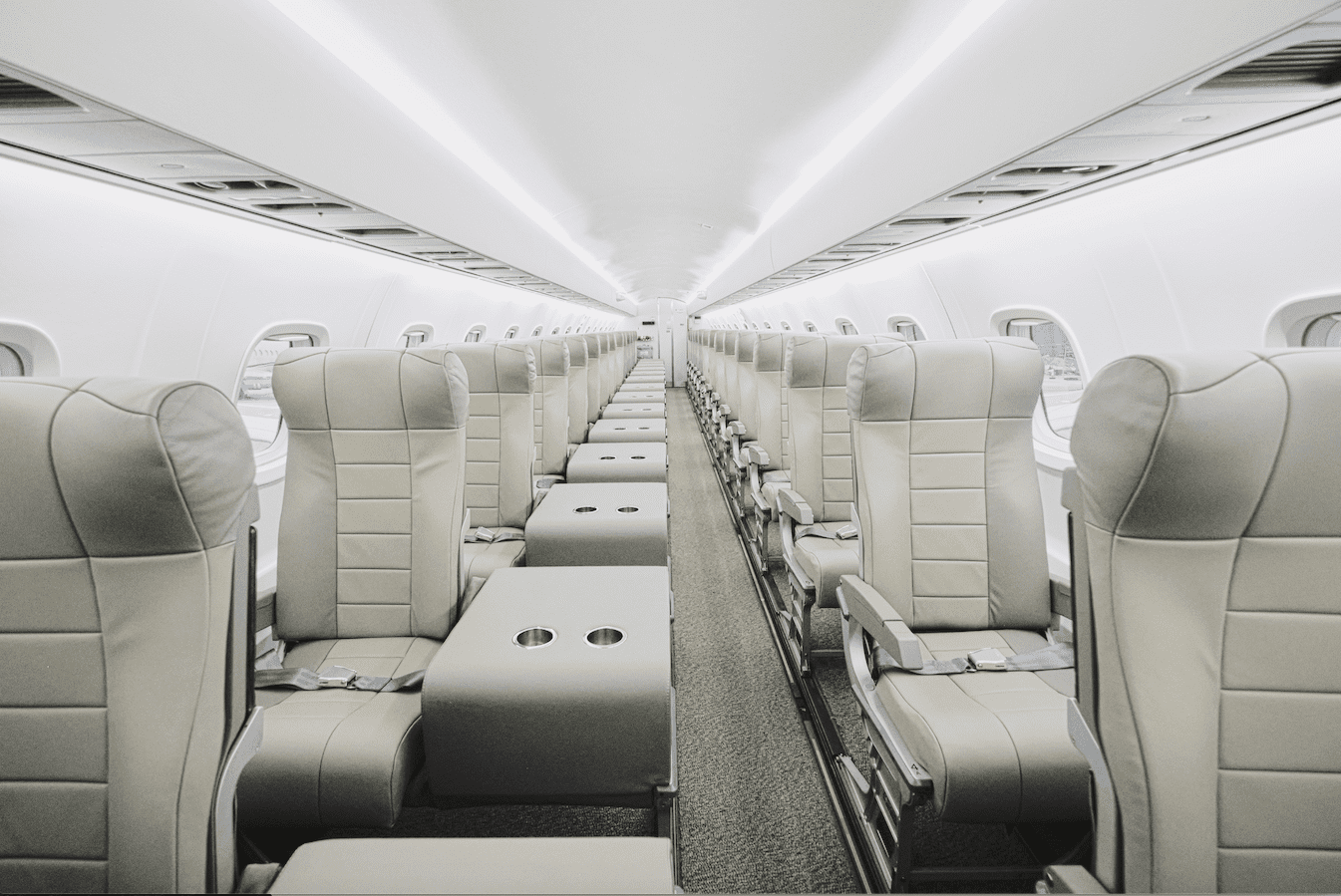 Seating aboard the JSX Embraer Jet is unprecedented in a 1×1 configuration with no less than 35 inches of legroom.