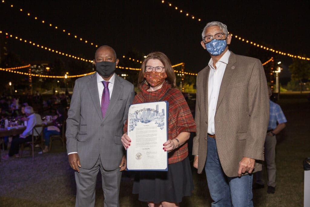 Mayor Sylvester Turner, BBP president Anne Olson, City Councilman Robert Gallegos at the Buffalo Bayou Foundation celebration on the banks of  Buffalo Bayou  (Photo by Jenny Antill Clifton)