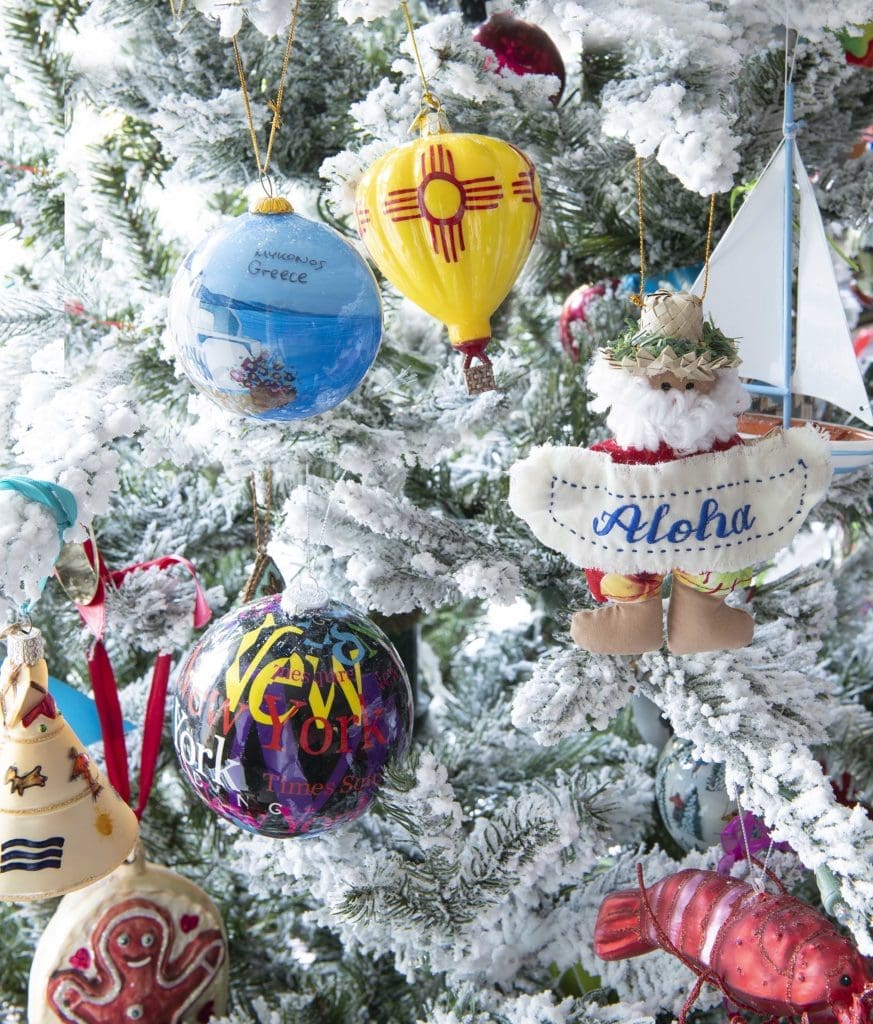 The travel themed tree.