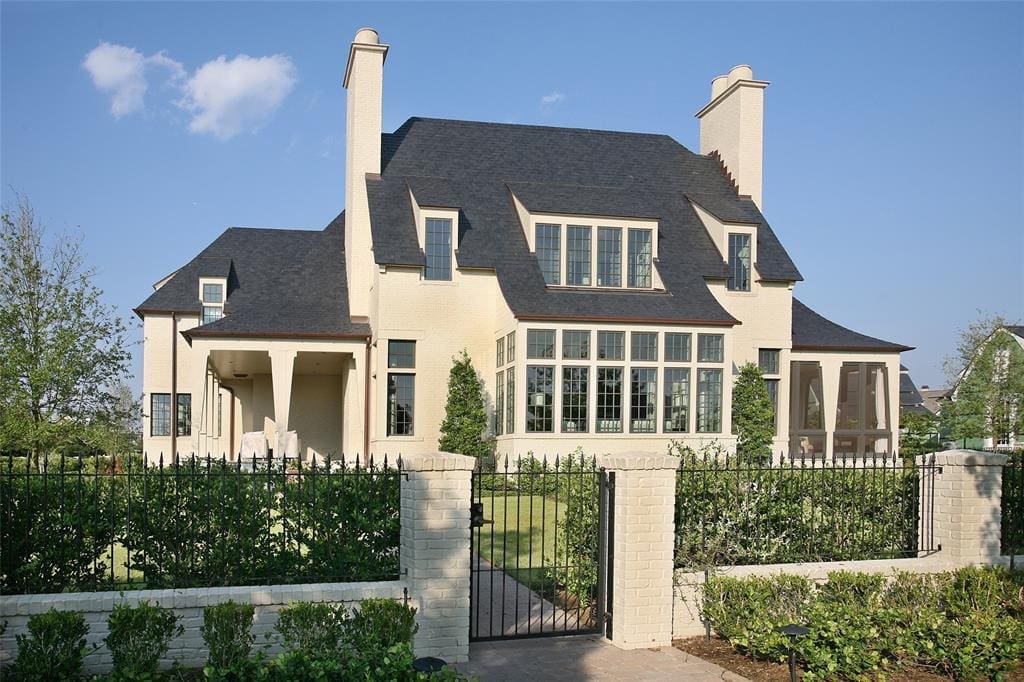 34 East Shore Drive, The Woodlands