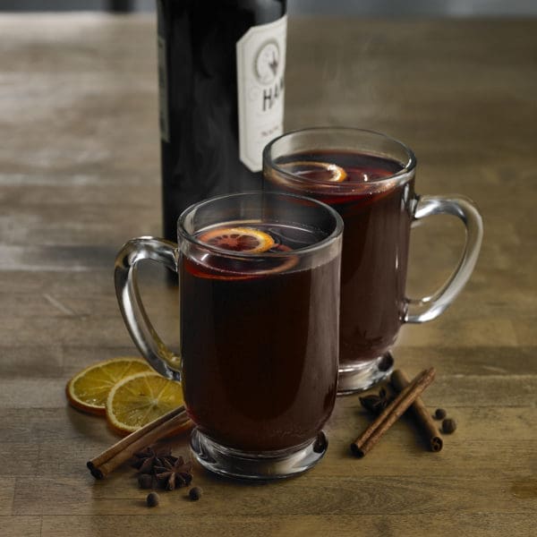 Mulled Wine in Slow Cooker