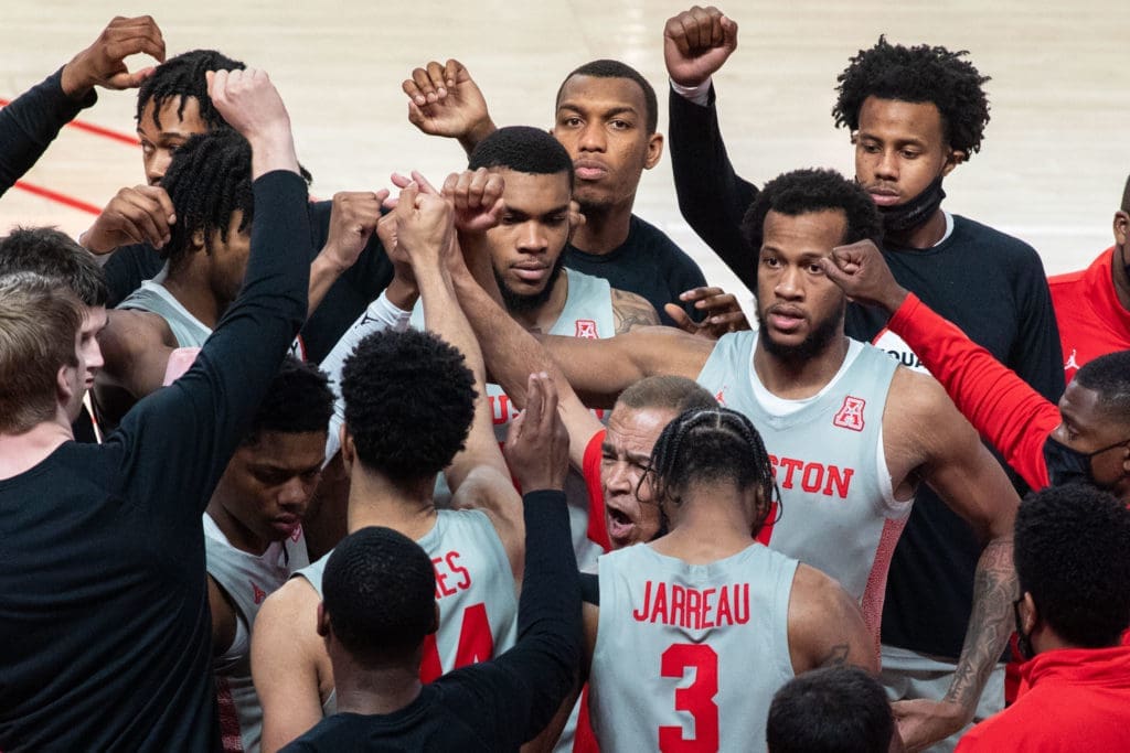 University of Houston's basketball squad is emerging as one of the most unselfish teams in America. (Photo by F. Carter Smith)