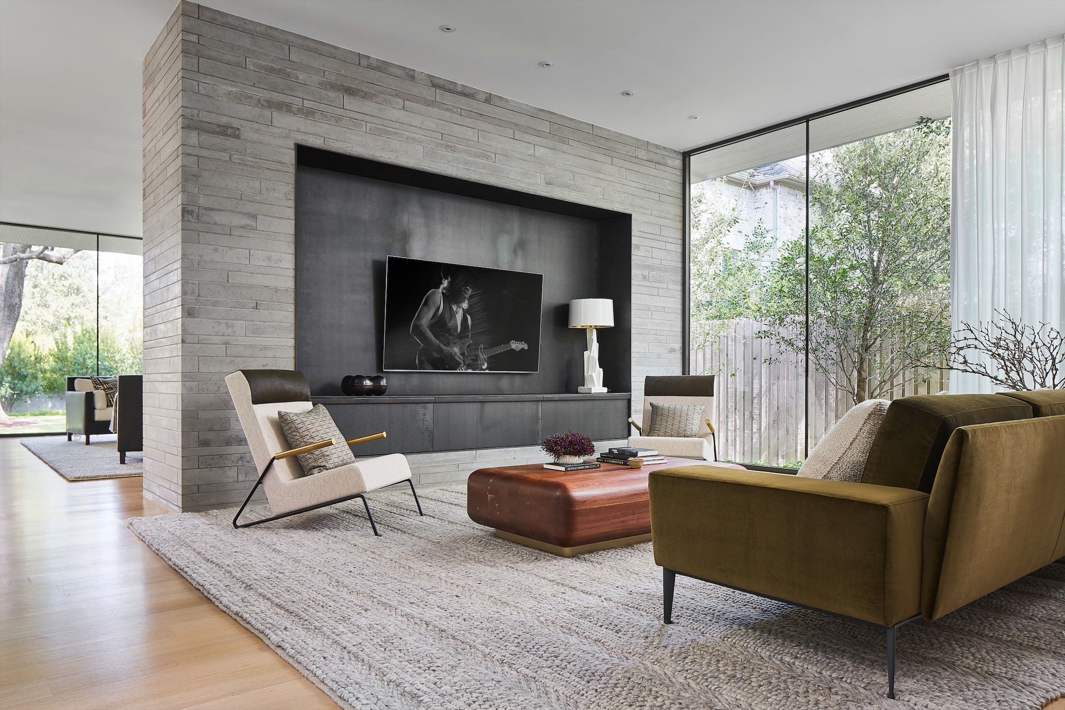 044 smitharc_LavendaleRes_1891 (Photo by Stephen Karlisch )