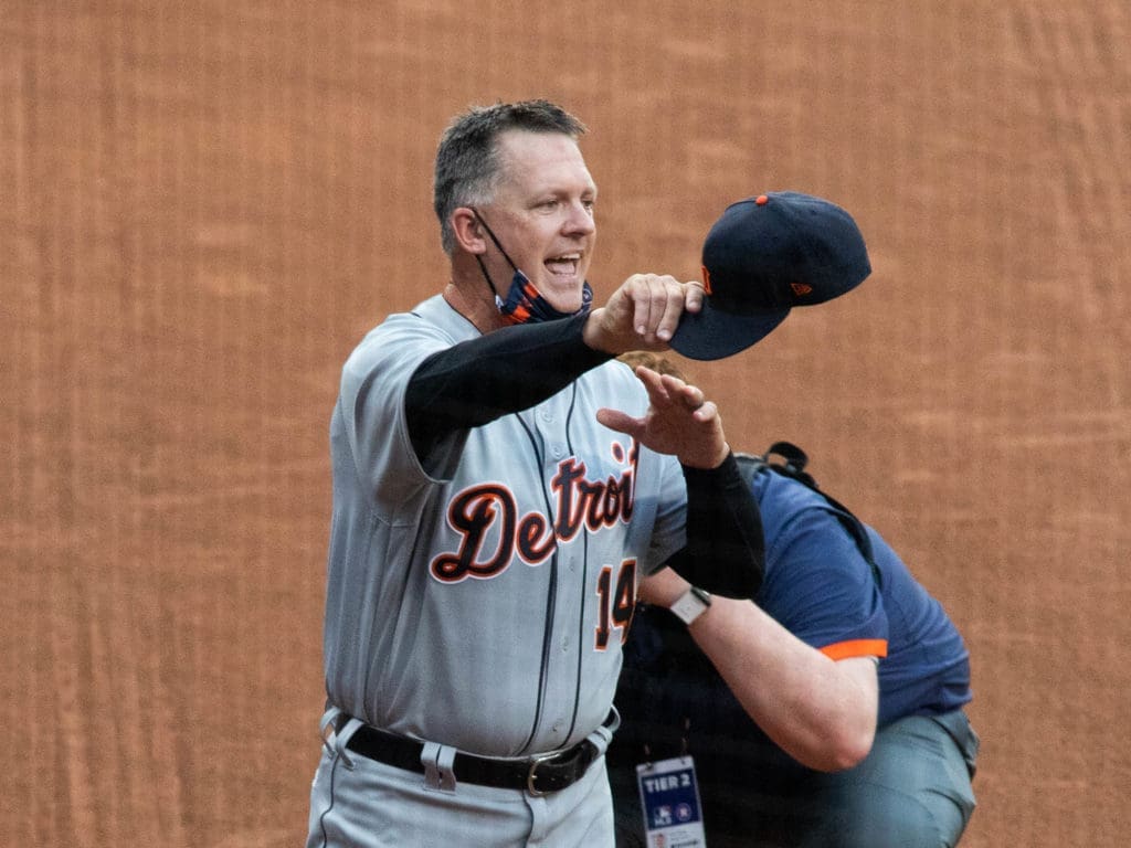 A.J. Hinch gave the love right back to the Minute Maid Park crowd. (Photo by F. Carter Smith)