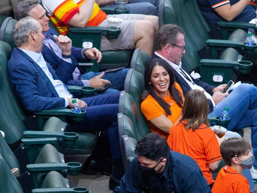 The fans are back and so is Craig Biggio (talking with Jim Crane) and Jeff Bagwell. (Photo by F. Carter Smith)
