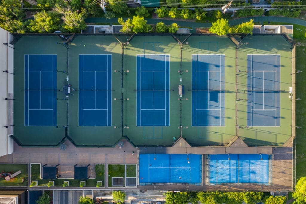 Outdoor tennis at The Houstonian Club.