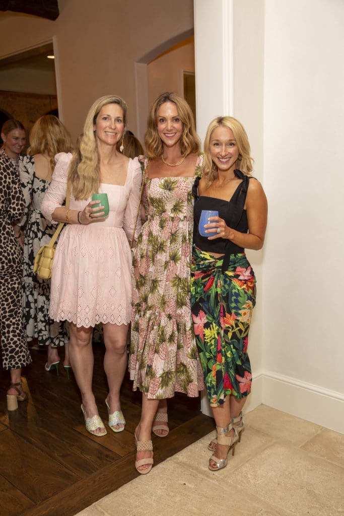 Kelley Scofield, Allison O'Neill, Erin Stewart at the Cara Cara dinner hosted by The Avenue's Lyndsey Zorich. (Photo by Jenny Antill Clifton)