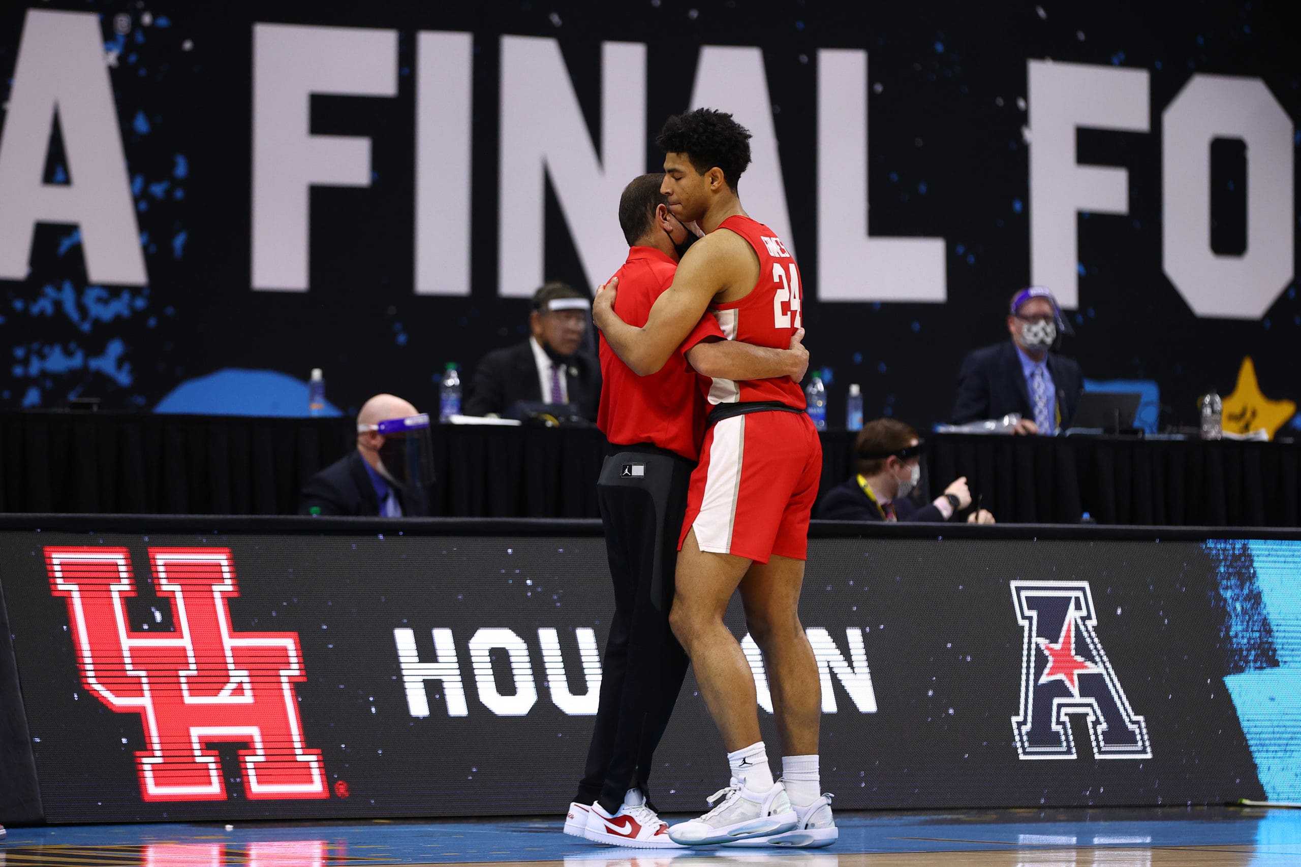 Houston v Baylor