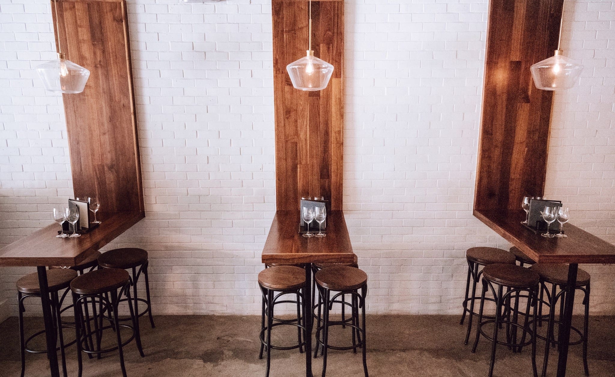 Leela's Wine Bar Dallas