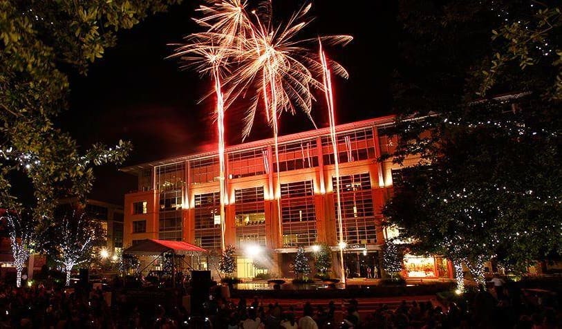 The CITYCENTRE Fourth of July fireworks spectacular begins at 9:30 pm.