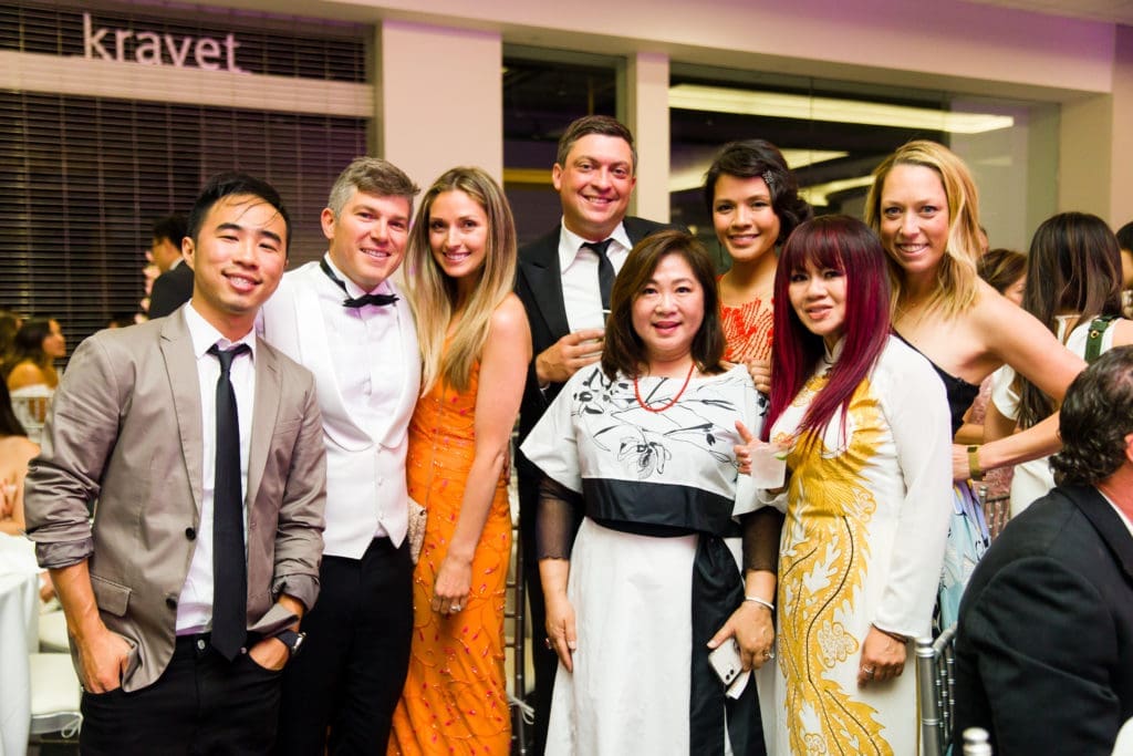 Drex Lee, Jay Steider, Kjersten Steider, David Swiderski, Frances Chenne, Naomi Haryanto, Tina Ho, Suzanne Swiderski (Photo by Hung L. Truong Photography)