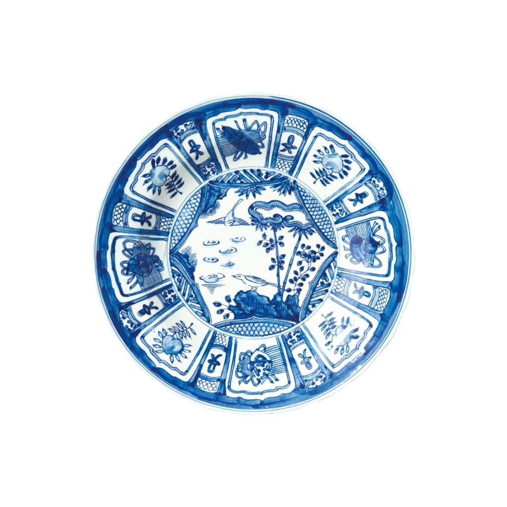 Kraak china, Adam Lippes dinnerware collection. Large Kraak Dinner Plate.