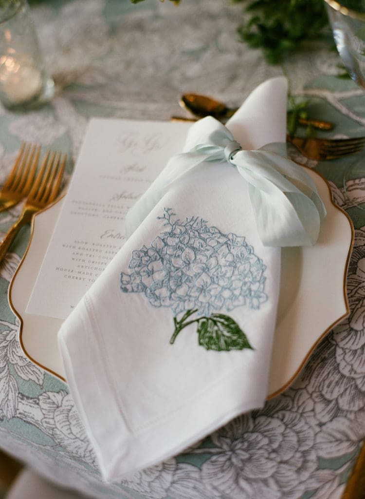 It's all in the details with La Tavola linens. (Photo by Liz Banfield)